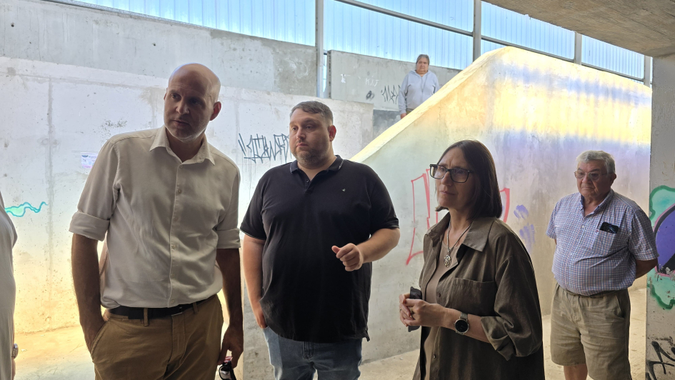 Recorrida por Canelones, zonas por las que atraviesa el Ferrocarril Central. Recorrida por Canelones, zonas por las que atraviesa el Ferrocarril Central.