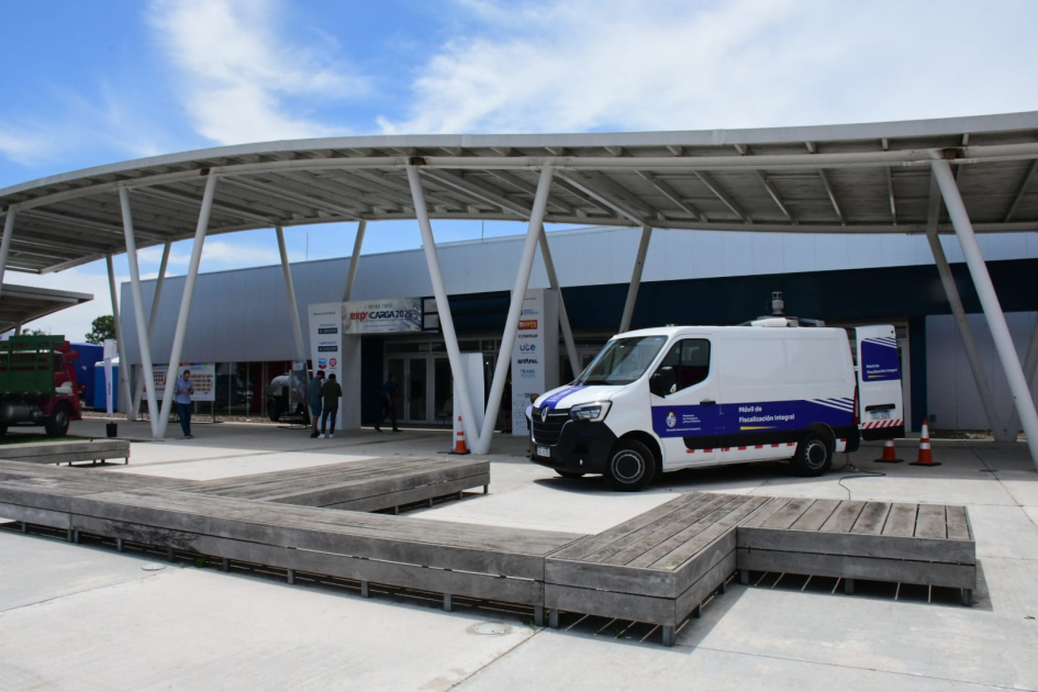 Felipe Martín presentó las oportunidades y desafíos del transporte metropolitano Felipe Martín presentó las oportunidades y desafíos del transporte metropolitano