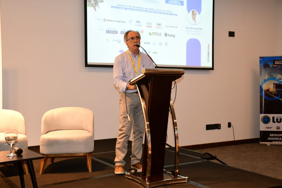 Felipe Martín presentó las oportunidades y desafíos del transporte metropolitano Felipe Martín presentó las oportunidades y desafíos del transporte metropolitano