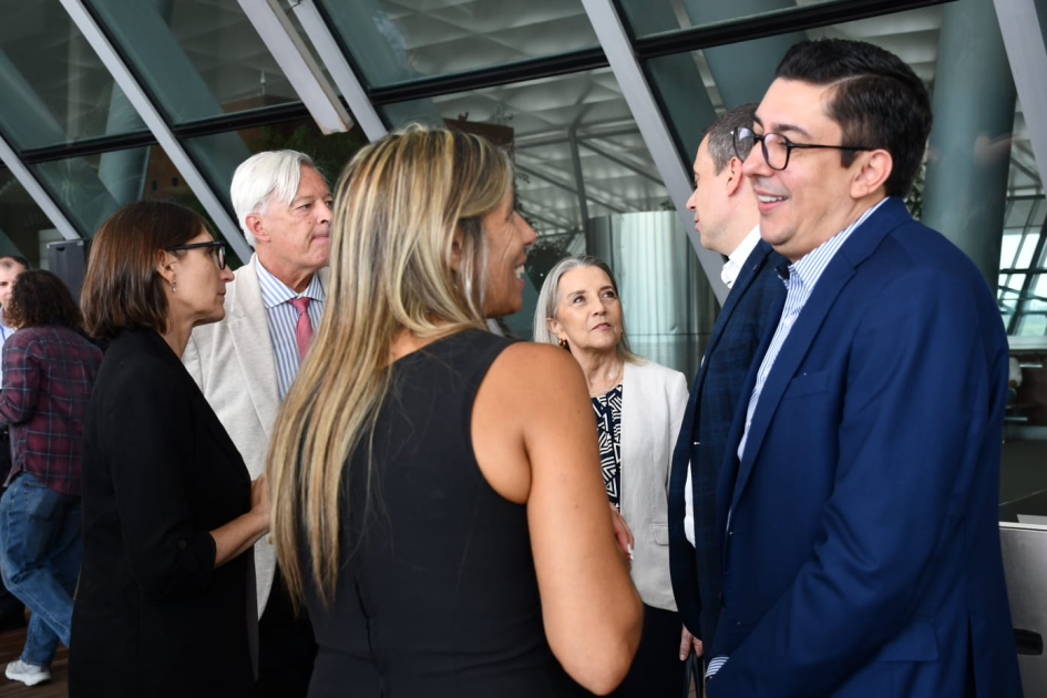 Acto inaugural: Primer vuelo directo Montevideo – Belo Horizonte