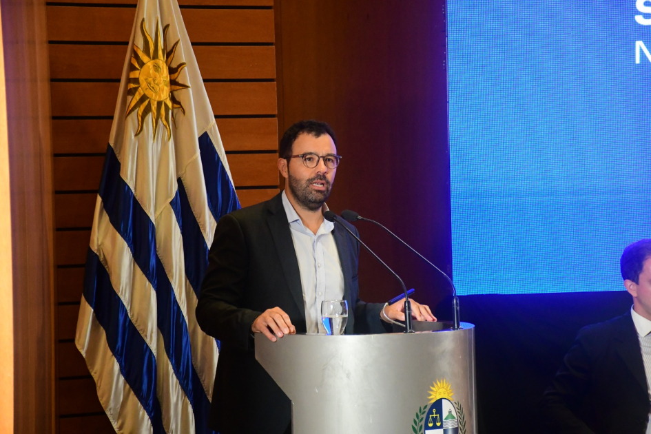 Seminario Internacional: Nueva etapa del ferrocarril en Uruguay