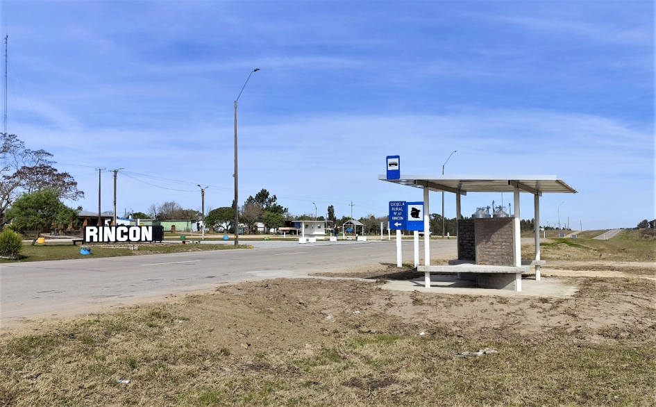 Más seguridad en rutas: 54 nuevas garitas para usuarios del transporte público