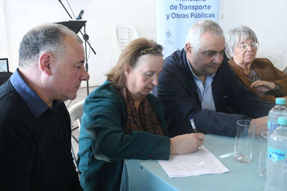 Instituciones de Canelones y Florida fueron beneficiadas por Convenios Sociales.