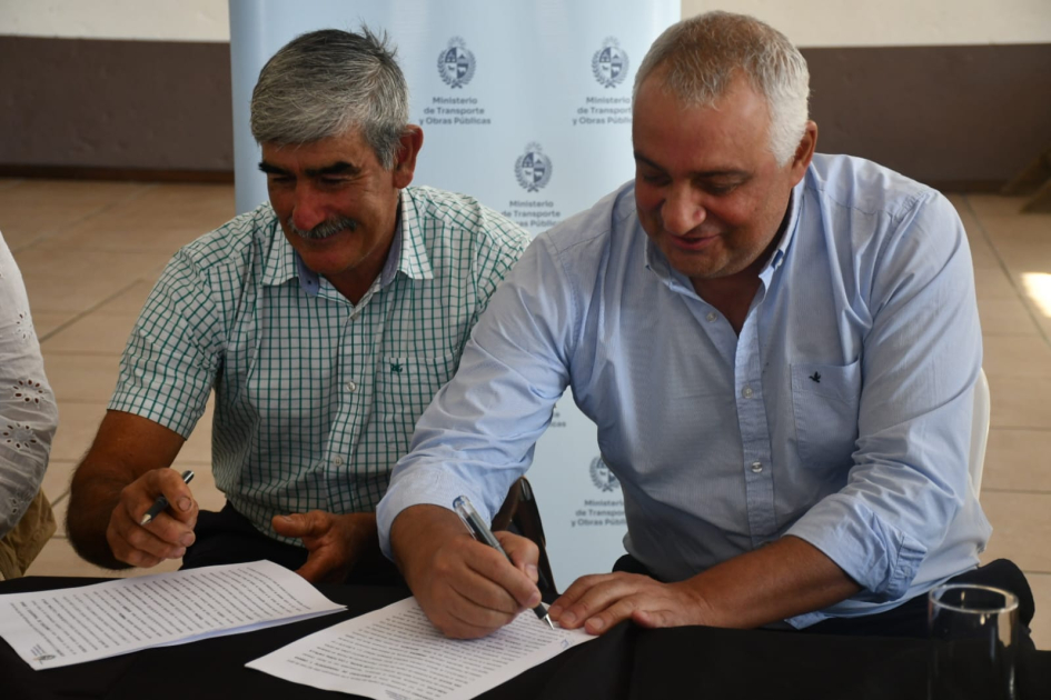 Instituciones de Canelones y Florida fueron beneficiadas por Convenios Sociales.