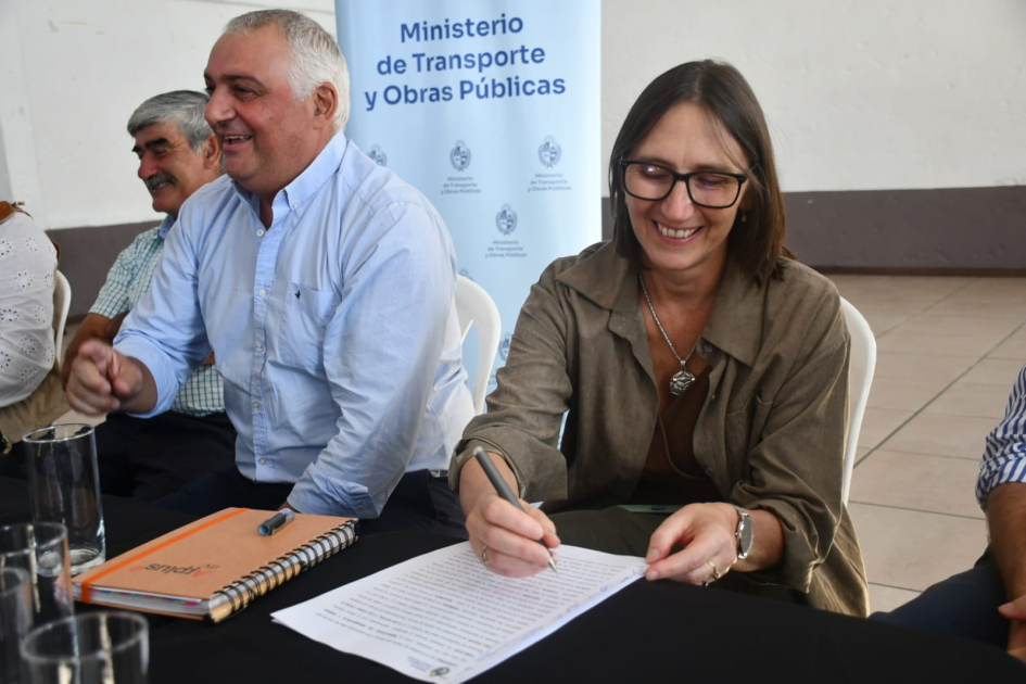 Instituciones de Canelones y Florida fueron beneficiadas por Convenios Sociales.