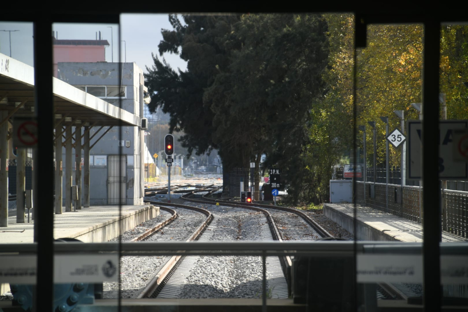 Autoridades recorrieron la Estación Central General Artigas en el marco de su recuperación Autoridades recorrieron la Estación Central General Artigas en el marco de su recuperación