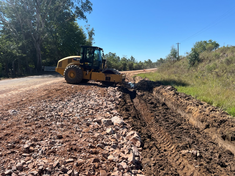 Avanzan las obras viales en la Ruta 31 Tacuarembó - Salto