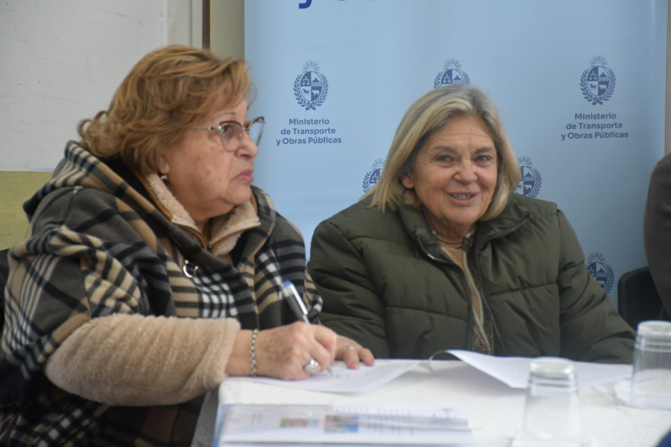 Firma de convenio social con Club de Niños CEVIUR Infantil 
