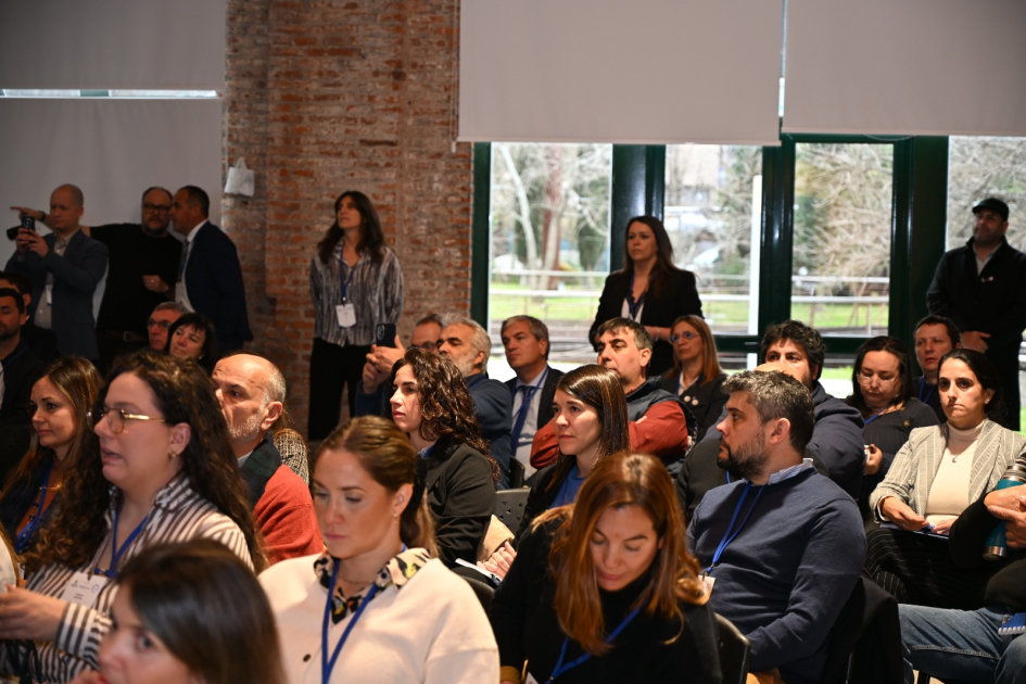 Uruguay impulsa la integración regional en el Congreso Internacional Hidrovía 360