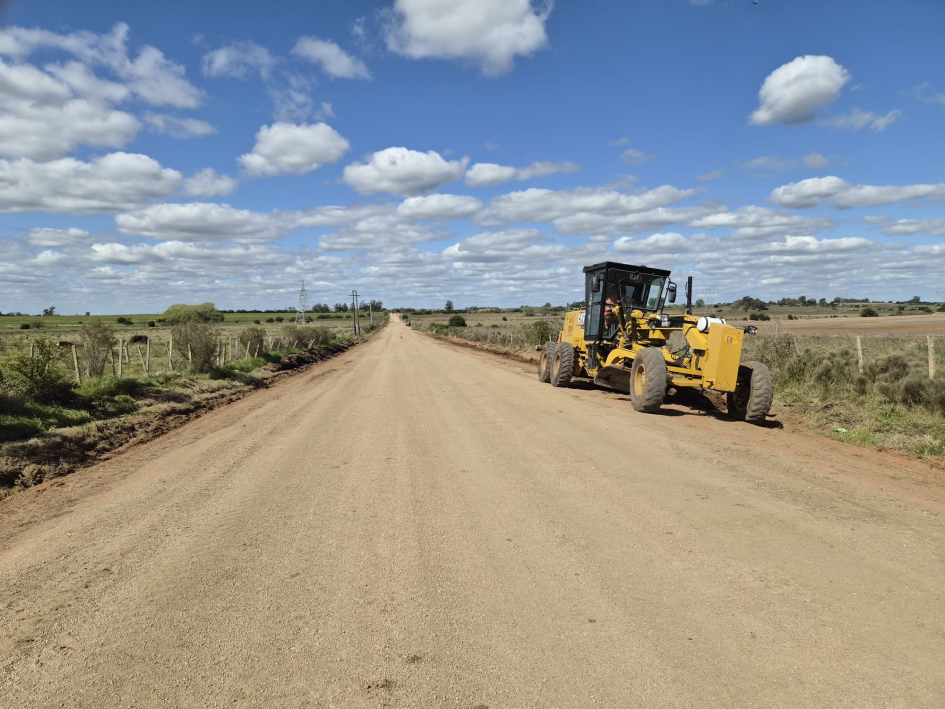 Vialidad continúa avanzando con obras en las rutas 46 y 63, en Canelones Vialidad continúa avanzando con obras en las rutas 46 y 63, en Canelones
