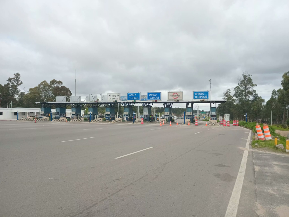 Peaje de Pando: comienzan nuevas etapas de las obras de remodelación Peaje de Pando: comienzan nuevas etapas de las obras de remodelación