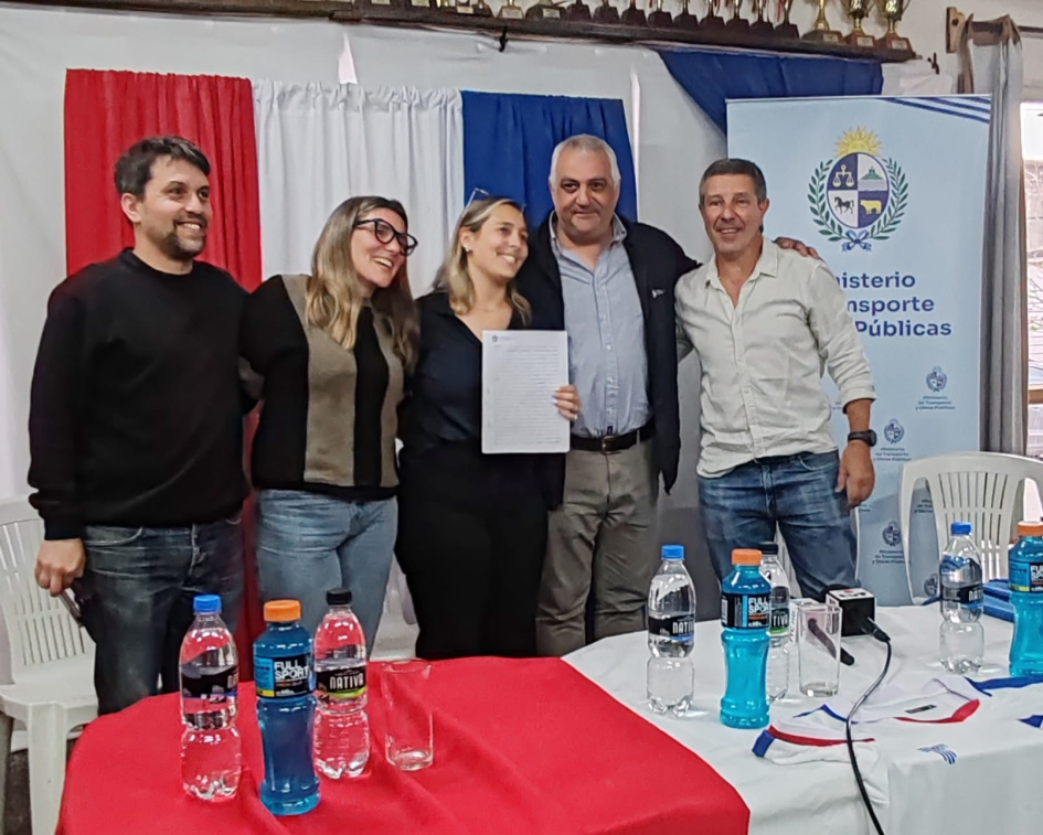 Firma de convenios sociales