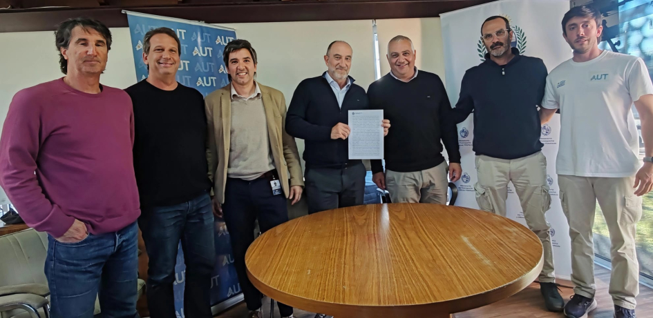 Nuevos convenios y obras sociales fortalecen instituciones en cinco departamentos Nuevos convenios y obras sociales fortalecen instituciones en cinco departamentos