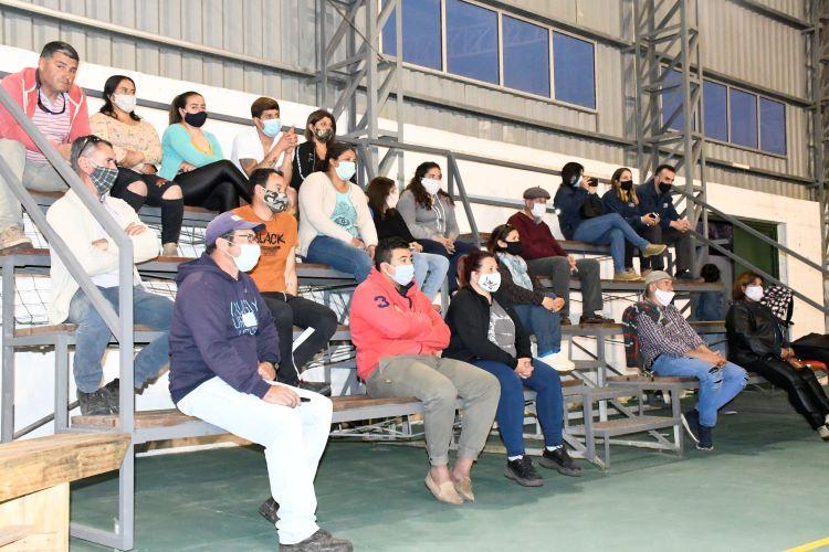 Charla con vecinos en Carlos Reyles, Durazno