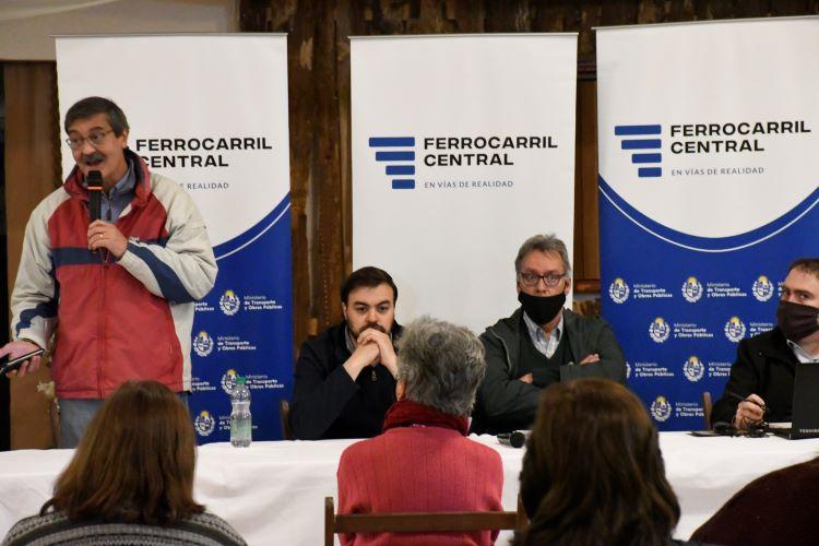 Charla con vecinos en Progreso, Canelones