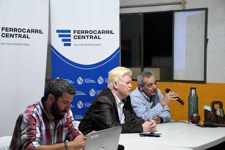 Charla con vecinos en Independencia, Florida