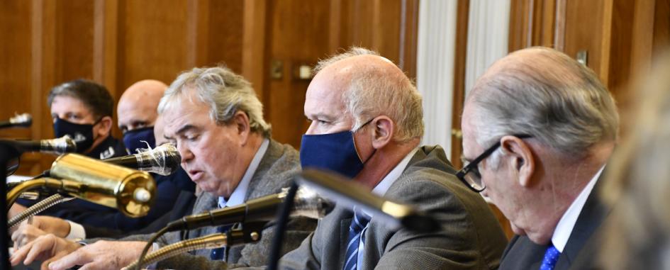 Comisión de Transporte y Obras Públicas de la Cámara de Senadores El ministro y subsecretario en la Comisión de Transporte y Obras Públicas de la Cámara de Senadores