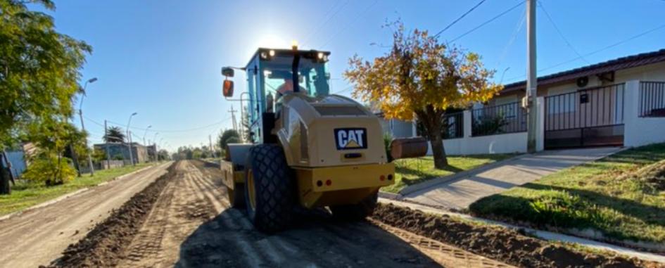 Obras en Casupá. Foto: @Oliva_lucho Maquinaria vial ejecuta obras en Casupá