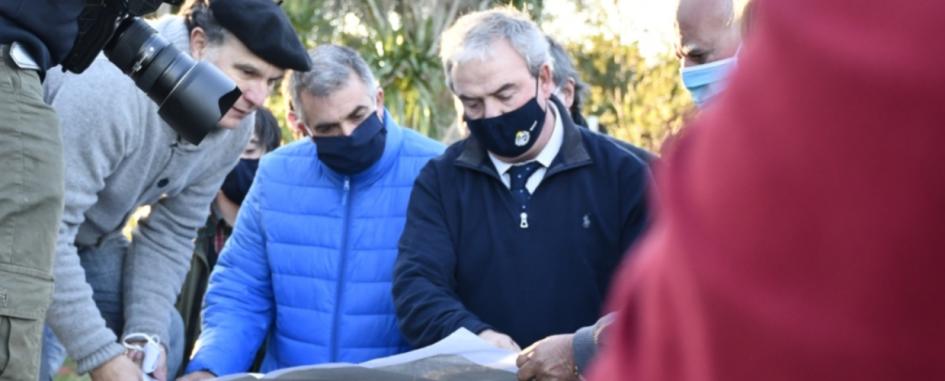 Recorrida Ministro por Rocha con vecinos Recorrida Ministro por Rocha con vecinos