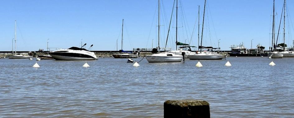 Puerto de Yates de Colonia del Sacramento Embarcaciones en puerto de Yates de Colonia del Sacramento