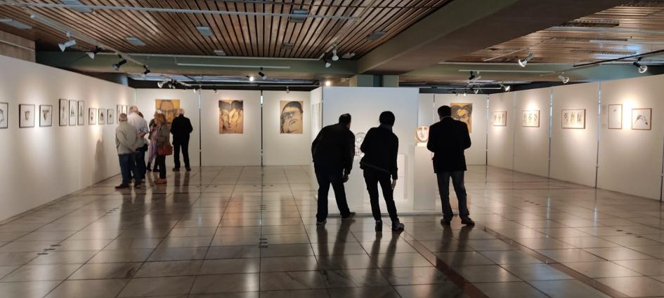 Muestra "Placeres Sordideces Penurias" Personas que visitaron la muestra