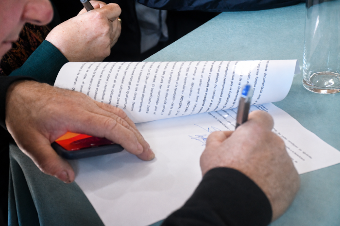 Firma de convenios sociales