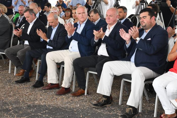 Toma de posesión del Aeropuerto de Paysandú a la concesionaria Aeropuertos Uruguay