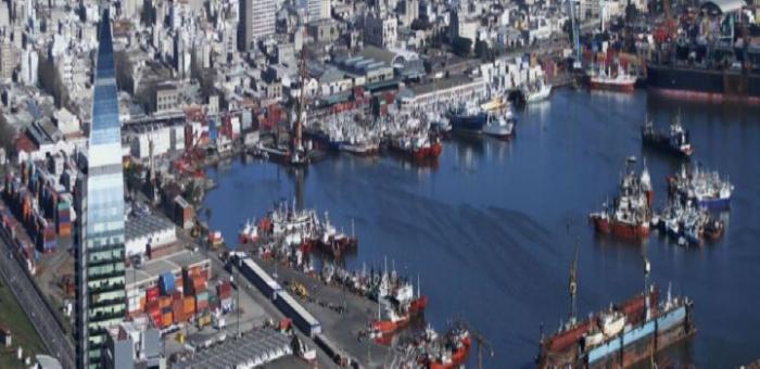 Vista aérea del Puerto de Montevideo