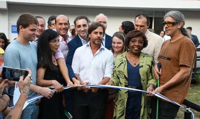 Inauguración de obras en Centro Tiburcio Cachón Inauguración de obras en Centro Tiburcio Cachón
