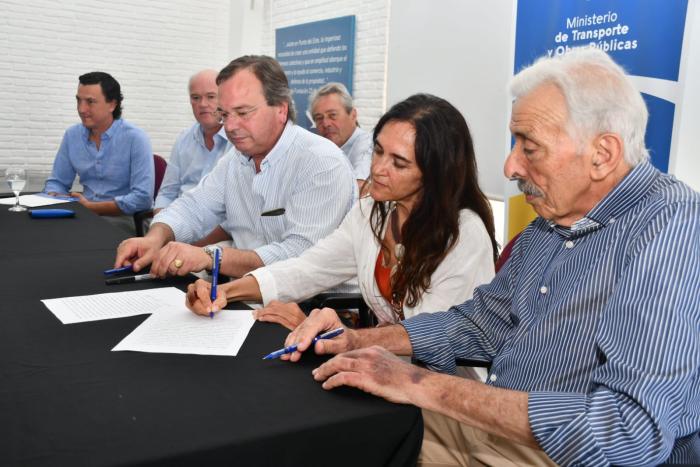  Firma de convenio social con Liga de Fomento y Turismo de Punta del Este