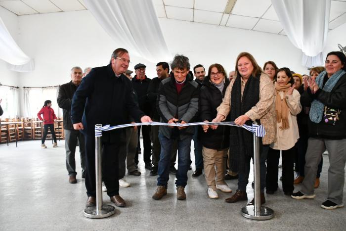 Inauguración de obras sociales en Comisión Fomento Capurro