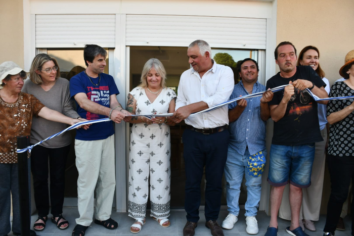 Inauguración de obra por Convenios Sociales en Colonia Inauguración de obra por Convenios Sociales en Colonia