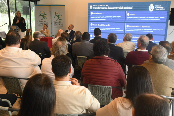 Etcheverry presentó el Plan Integral en infraestructura y transporte