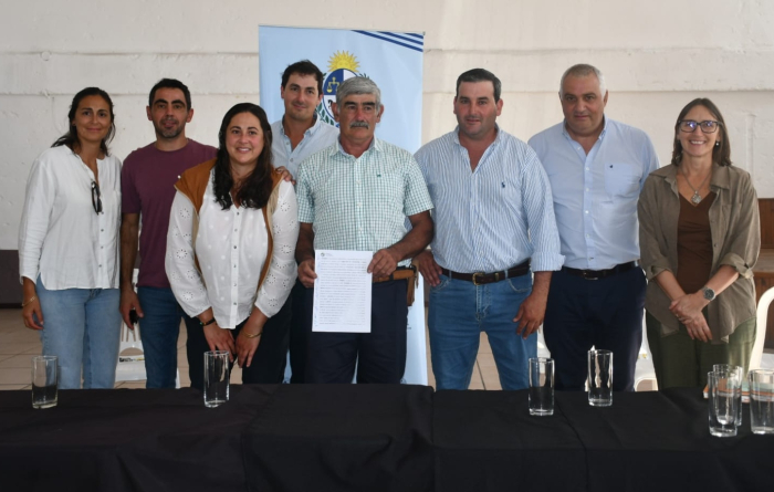 Instituciones de Canelones y Florida fueron beneficiadas por Convenios Sociales.