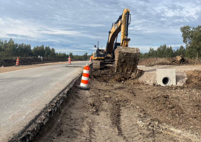 Avanzan las obras de rehabilitación en Ruta 80, entre Ruta 8 y Migues Avanzan las obras de rehabilitación en Ruta 80, entre Ruta 8 y Migues