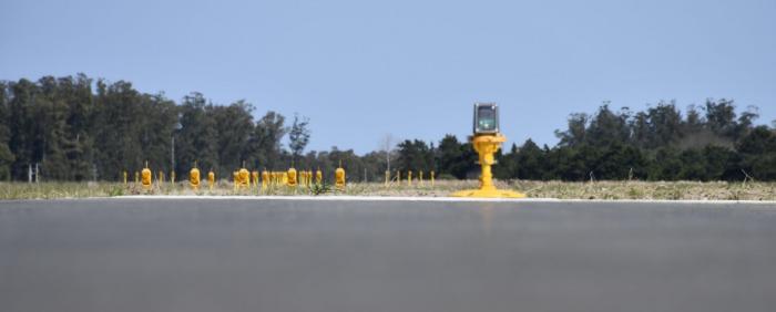 Pista del aeropuerto internacional Laguna del Sauce Pista del aeropuerto internacional Laguna del Sauce