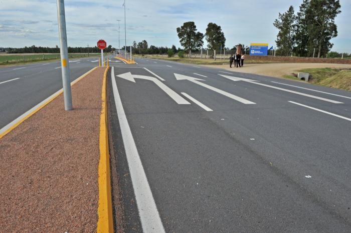 Inauguración primera etapa doble vía ruta 3