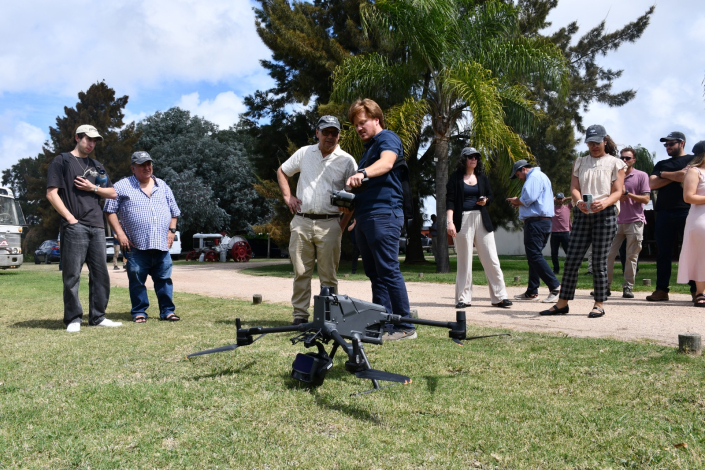 Director de Topografía y funcionarios en capacitación del LiDAR DAY