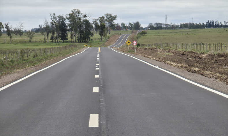 Avanzan las obras de rehabilitación vial en el Ramal de Ruta 3 a Ruta 30 en Artigas Avanzan las obras de rehabilitación vial en el Ramal de Ruta 3 a Ruta 30 en Artigas
