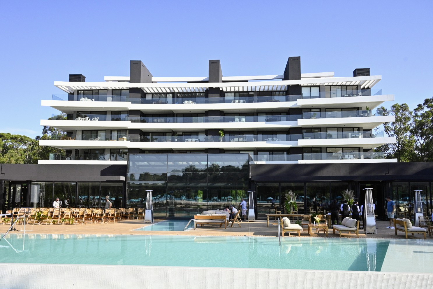 Se inauguró el Complejo Cristal View en Solanas | Ministerio de Turismo