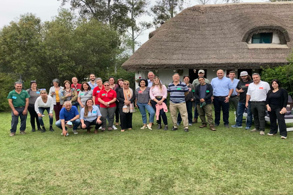 Intercambio sobre Turismo Rural en la posada de campo ecológica Ñangapire, Tacuarembó