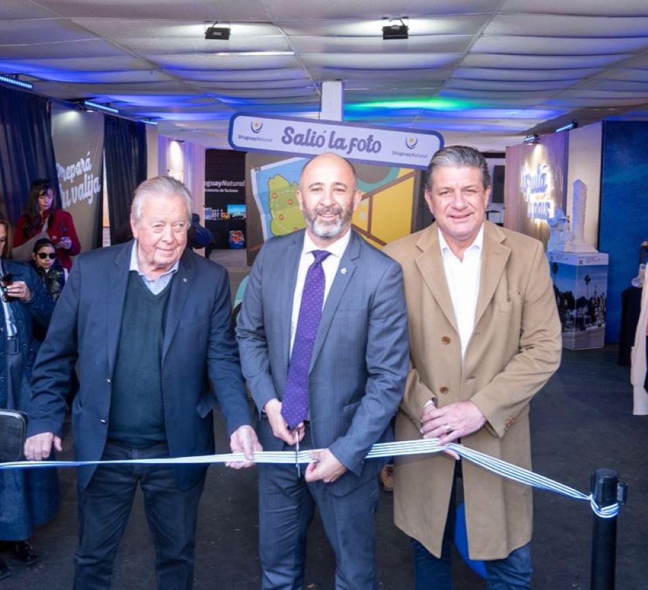 Ministerio de Turismo inauguró su stand en la Expo Prado 2024