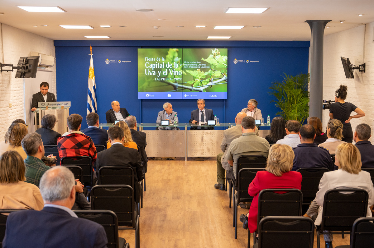 Lanzamiento de la Fiesta de la Capital de la Uva y el Vino