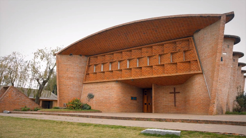 Parroquia de Cristo Obrero y Nuestra Señora de Lourdes, Estación Atlántida