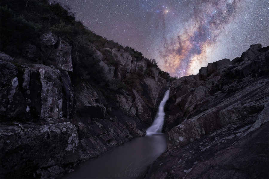 El centro galáctico sobre el Parque Salto del Penitente. Foto por Fefo Bouvier para Mirá las estrellas.