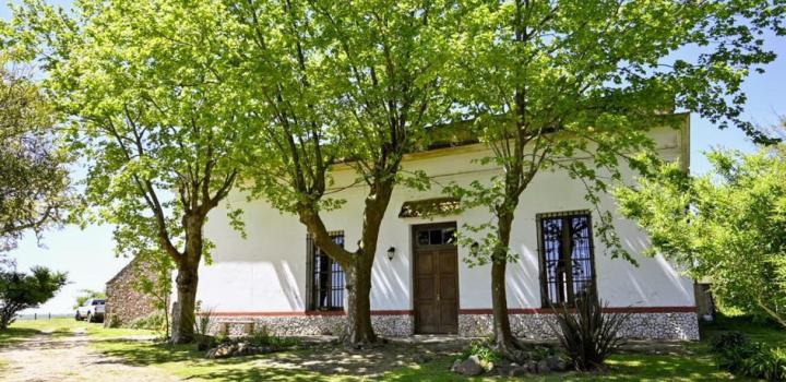 Estancia Los Plátanos, Valentines, Treinta y Tres