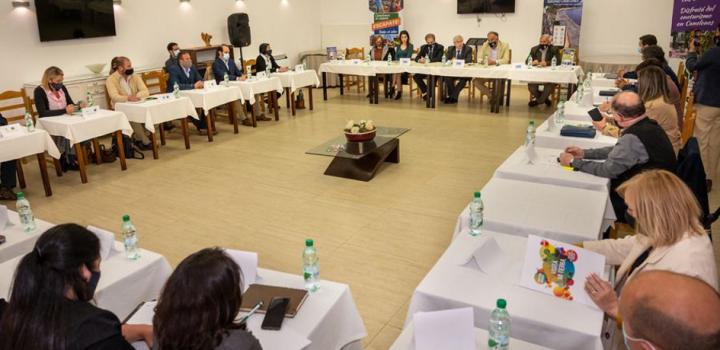 Reunión de Directores de Turismo en Ciudad de la Costa, con autoridades del Mintur