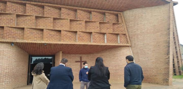 Visita a Parroquia Cristo Obrero, declarada por UNESCO Patrimonio Mundial de la Humanidad