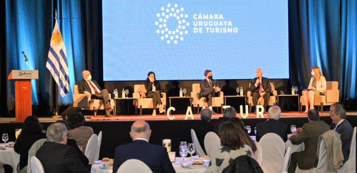 Conferencia- Cámara Uruguaya de Turismo