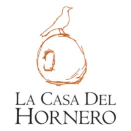 Logo La Casa del Hornero, es un pájaro sobre su nido